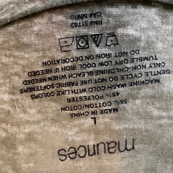 Tissue weight green plant lady tee - Picture 3 of 3